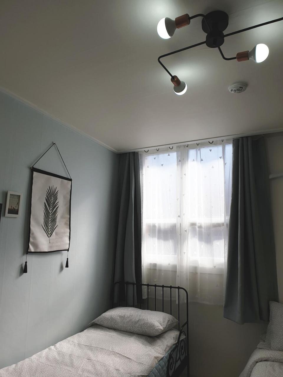 Y.Road 135 Hotel Szöul Kültér fotó